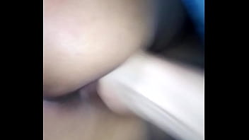 Fisting por la vagina mojadita