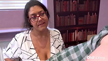 Bbw france mature boss cassie hill tests sam bourne s lust