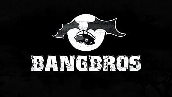 Sexy brunette's amazing body