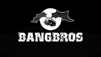 Sexy brunette's amazing body