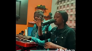 Playing with my pussy because to body to fuck erm