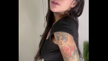 Free my sub worship my body feel my mouth and receive a gift pov