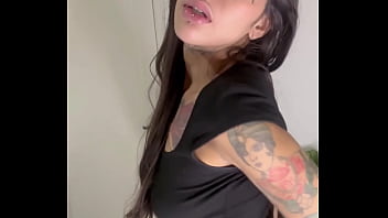 Free my sub worship my body feel my mouth and receive a gift pov