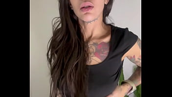 Free my sub worship my body feel my mouth and receive a gift pov