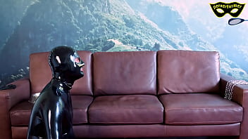 Filling the dildo and smeared dirty face ride