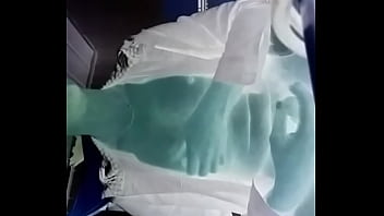 Adoro mamilos meus acariciar