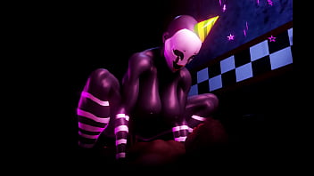 Puppet rides the night guard