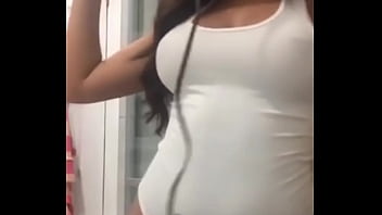 Amateur latina doing her hair