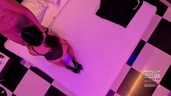 Mexicana casada liberal follando frente a su marido y cumpliendole su fantasia de ser actriz porno pov techo 1