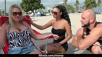 These horny amateurs know that money talks 8