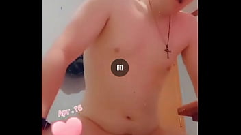 White boy twerking booty