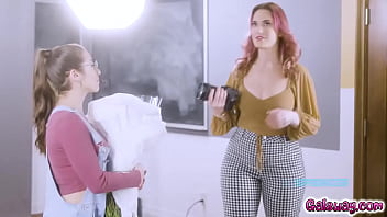 Spencer delivers flowers and pussy for siri