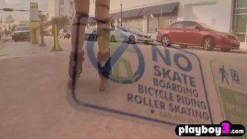 Nonton Amateur Skinny Teen Fucked By A Horny Trainers Huge Cock thumbnail