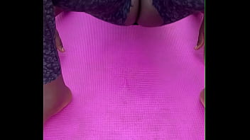 Ebony milf morning workout pussy spread