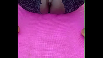 Ebony milf morning workout pussy spread