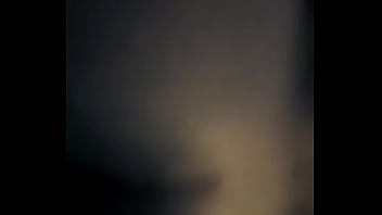 Mas de ella y su amigo