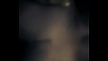 Mas de ella y su amigo