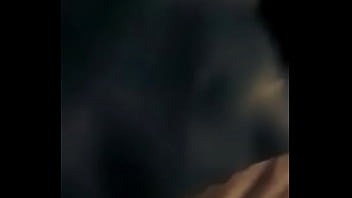 Mas de ella y su amigo