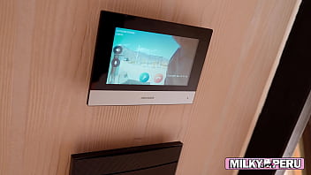 Coopera o te meteré en la cárcel peruana culona es follada por un policía pervertido