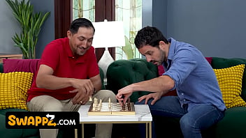 “here step kitty kitty” learning to be a cosplay star