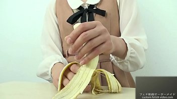 Hand crush fetish girl crush a banana by hand
