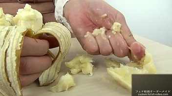 Hand crush fetish girl crush a banana by hand