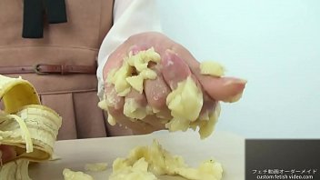 Hand crush fetish girl crush a banana by hand