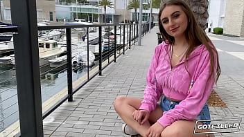 Got filled hot slut from vegas knows how to paaaaarty