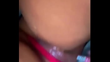 Regresé a casa toda embarrada de semen q oso