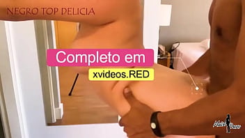 Ruivinha passou mal na rola enorme do negão