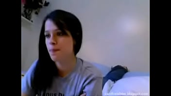 Watch ella in webcam