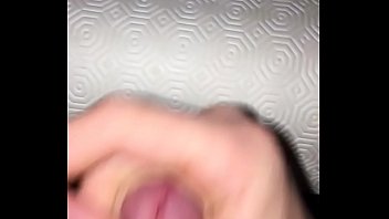 Une bonne petite ejac matinale Une bonne petite ejac matinale