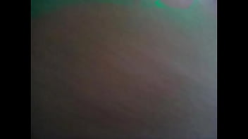 Maestra ayudando con tetas