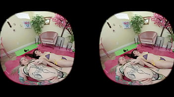 Vr air in lungs holding c stethoscope & heartbeats