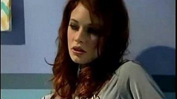 Alien love fantasy futuristic lesbians