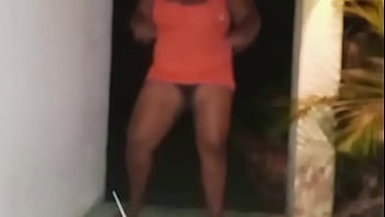 Vizinha bbw casada recebendo pau