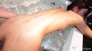 Brunette japanese akari amamiyai loves to play with hard cock