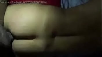 Casadinha dando na cama do corno