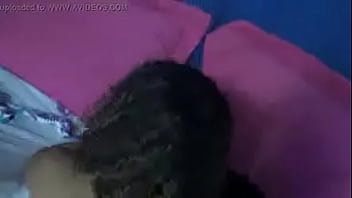 Casadinha dando na cama do corno