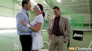 Hot milf lea magic gets double penetrated at the tennis court