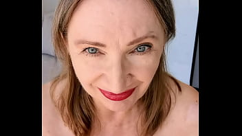 Mature busty milf with shaved pussy will show you good way to cum