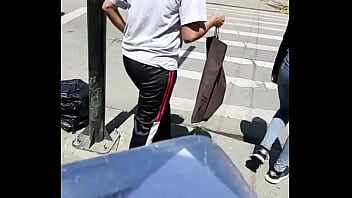 No aguanté y me la jalé