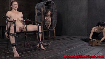 Electrosex sub getting nipples zapped