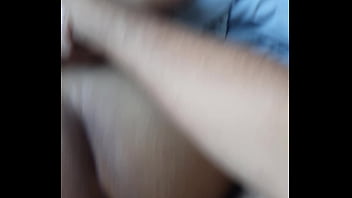 Le encanta de perrito para que le rompa el culo