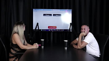 Se beijaram teve o cu os peitos e a buceta chupada tudo isso depois de falar que a família sempre foi de boa para eles apesar de ter sido esculachada mathheus caetano & bruna carlos sheer red