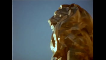 Mgm statue lion super8