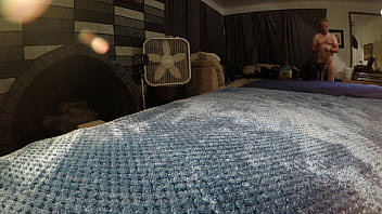 Blonde with smokin body loves to suck dick