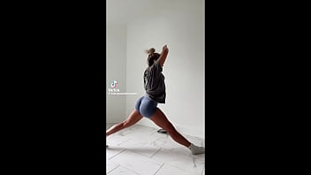 Kierdyn ott jack off material