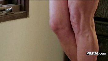 Milf got horny and had her way with his cock