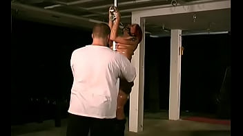 Curvaceous minx and poon tang is about to have an orgasm